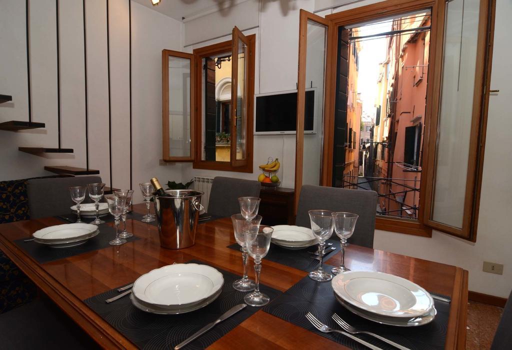 Apartment Classic House