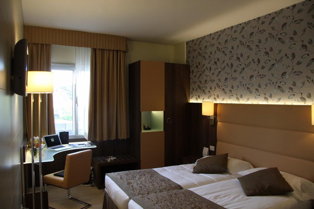 Lh Sirio 4*