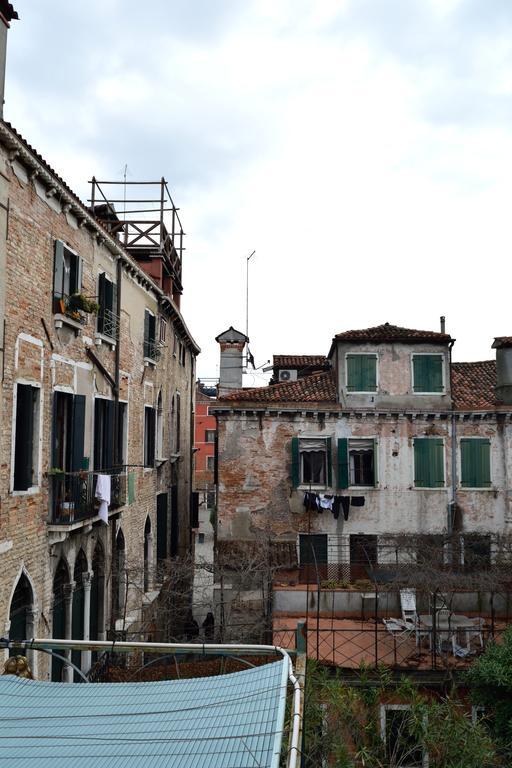 Apartment Papa Paolo Ii