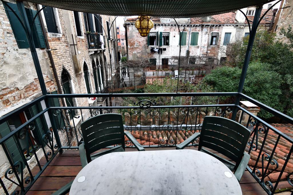 Apartment Papa Paolo Ii *