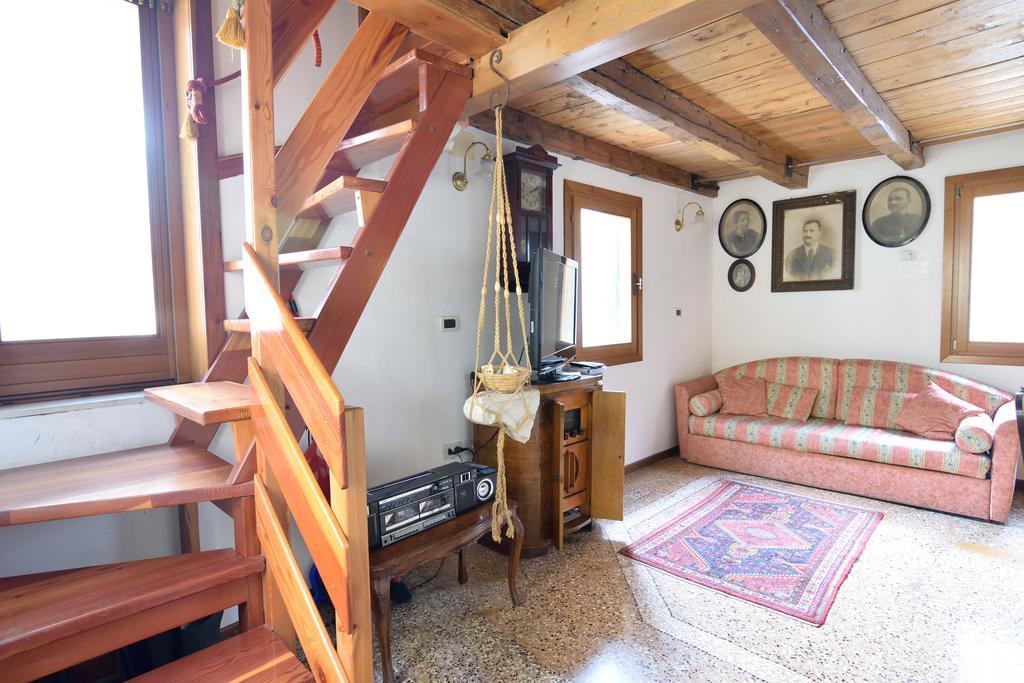 Apartment Papa Paolo Ii