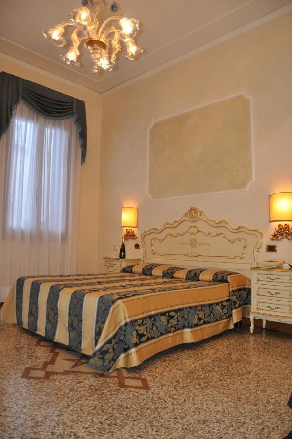 Ae Ostreghe Venice