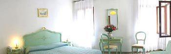 Hotel Alex