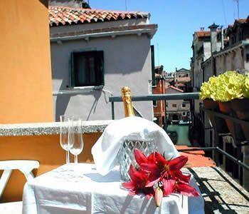 Alex 3* Venice