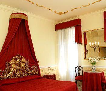 Bed & Breakfast Casa Fenice 2*