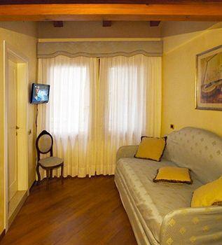 Residenza Favaro Venice
