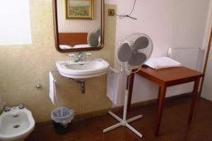 Hotel Leonardo 2*