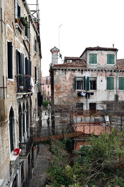 Apartment Papa Paolo Ii