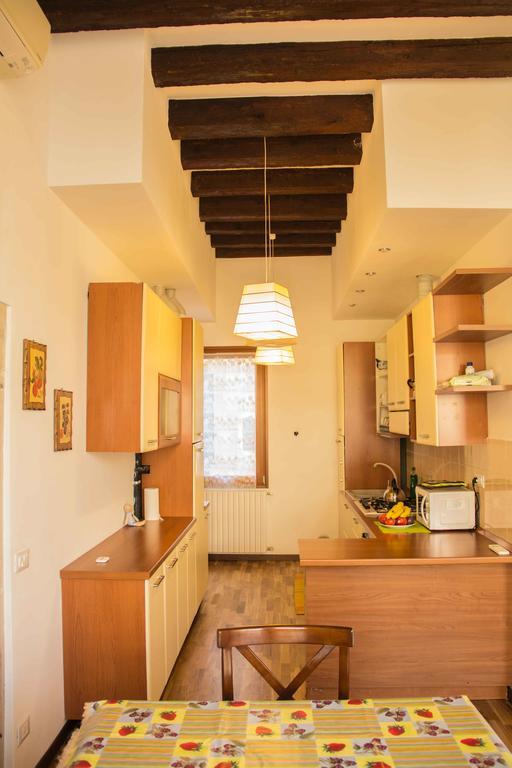 Ca' Del Barba Frutariol Apartment Venice