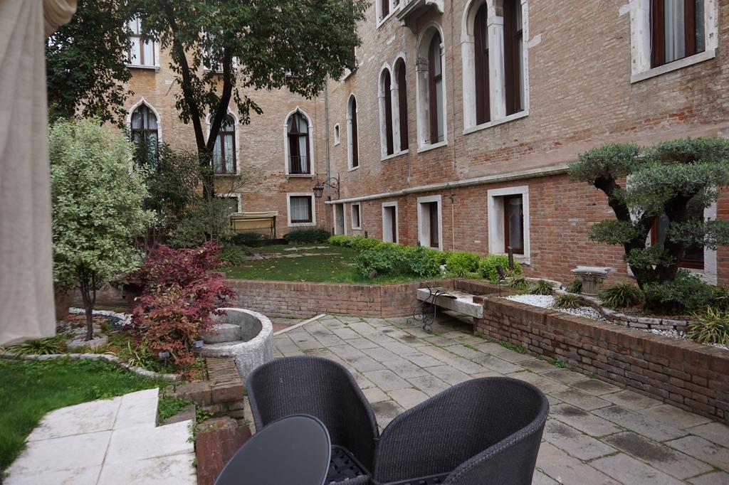 Pesaro Palace