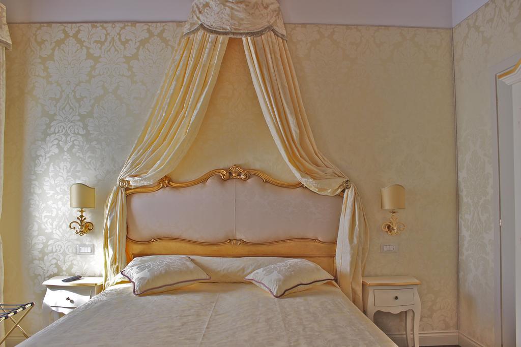 Patatina 3* Venice