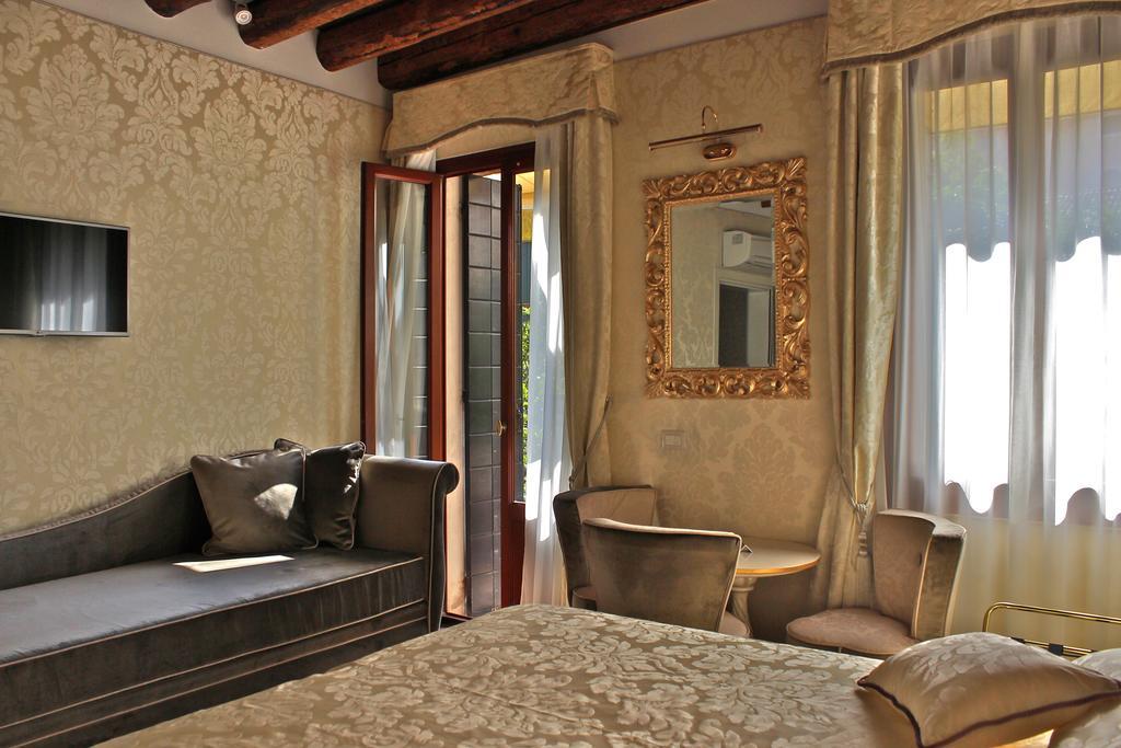 Patatina 3* Venice