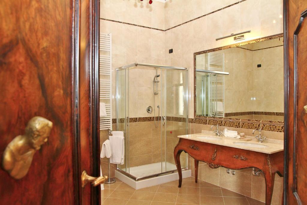 Pesaro Palace 4*