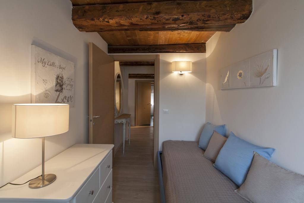 Tiziano Apartment *