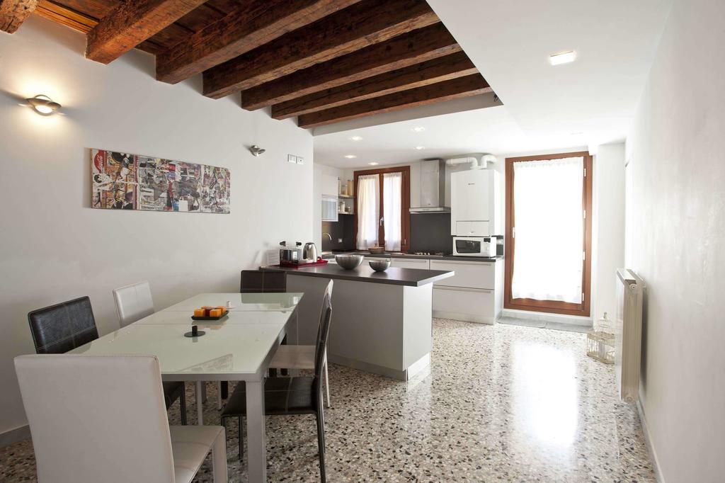 Ca Dell'ambasciatore Apartment Venice