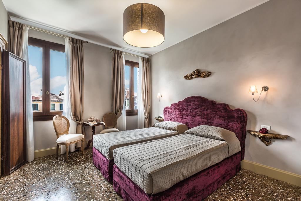 Apartment Palazzina Canal Venice