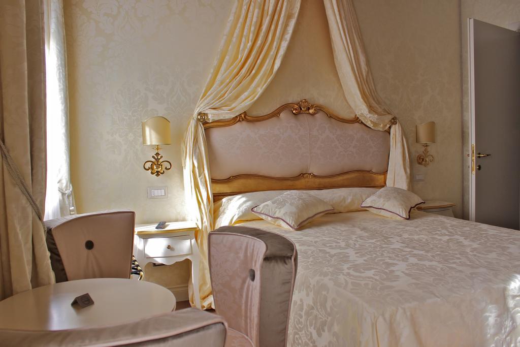 Bed & Breakfast Patatina Venice