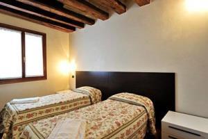 Doge Palace 1 Apartment