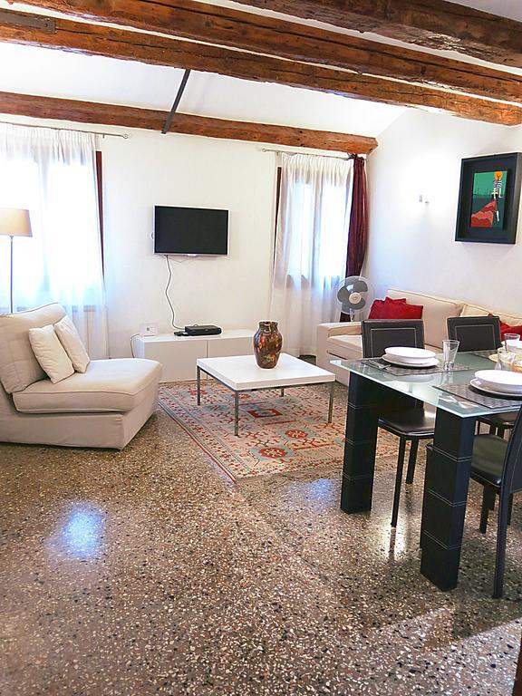 Apartment Gallery *