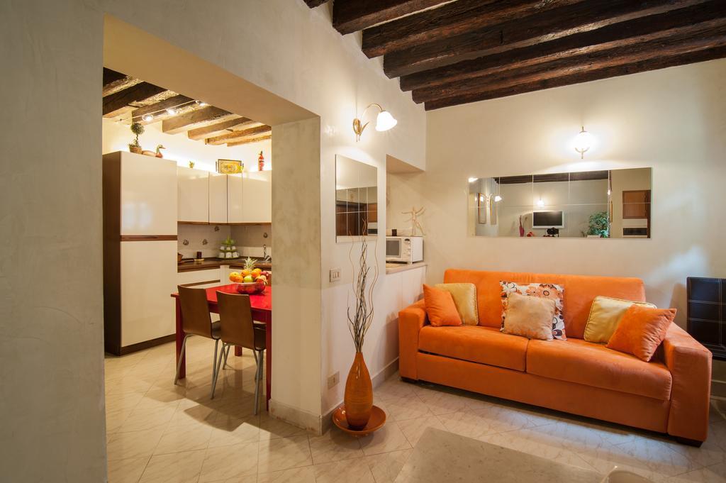 2960 Ca Frari