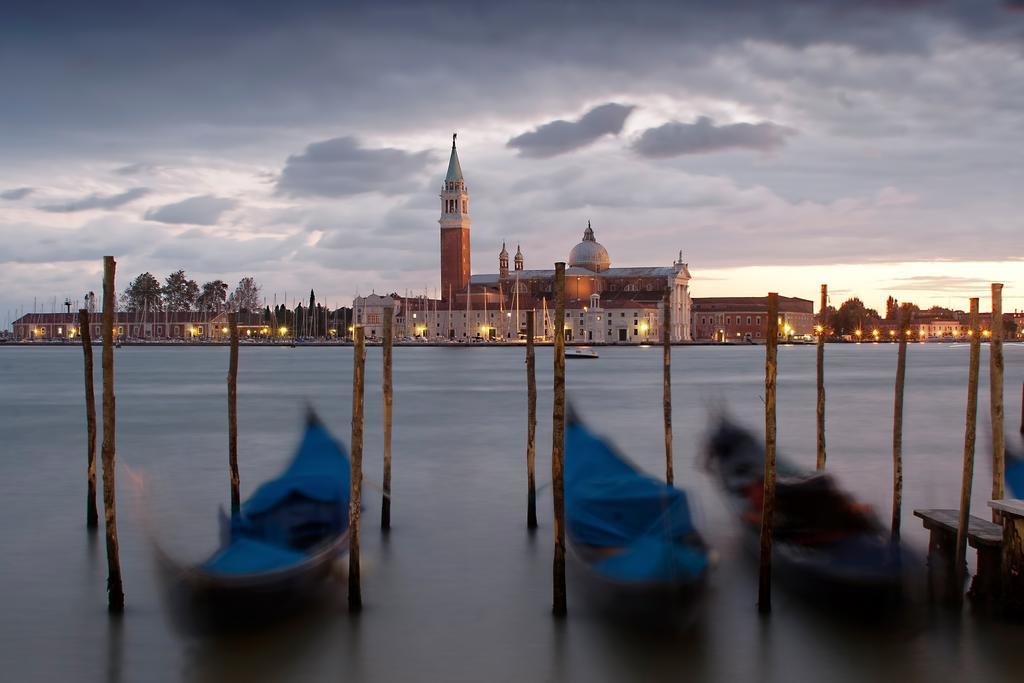 Aquamare, Boutique Venice