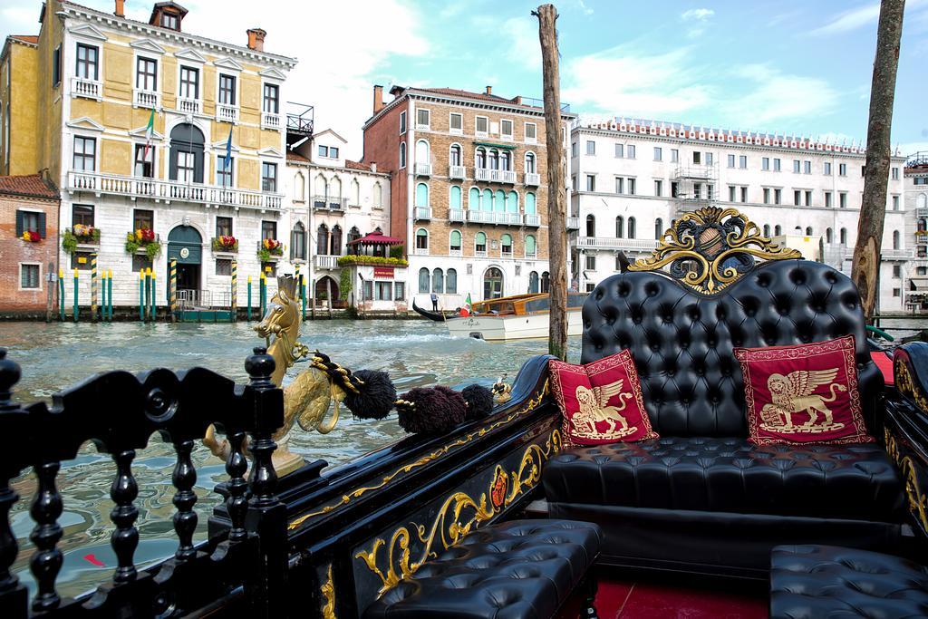 Aquamare, Boutique Venice
