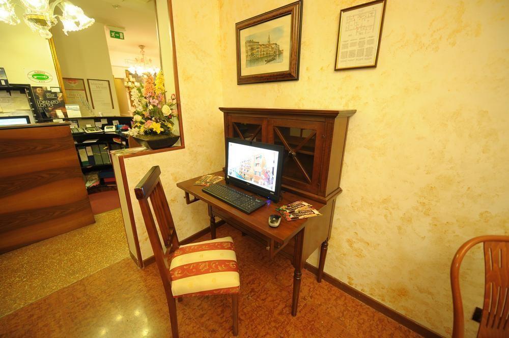 Hotel Mercurio Venice