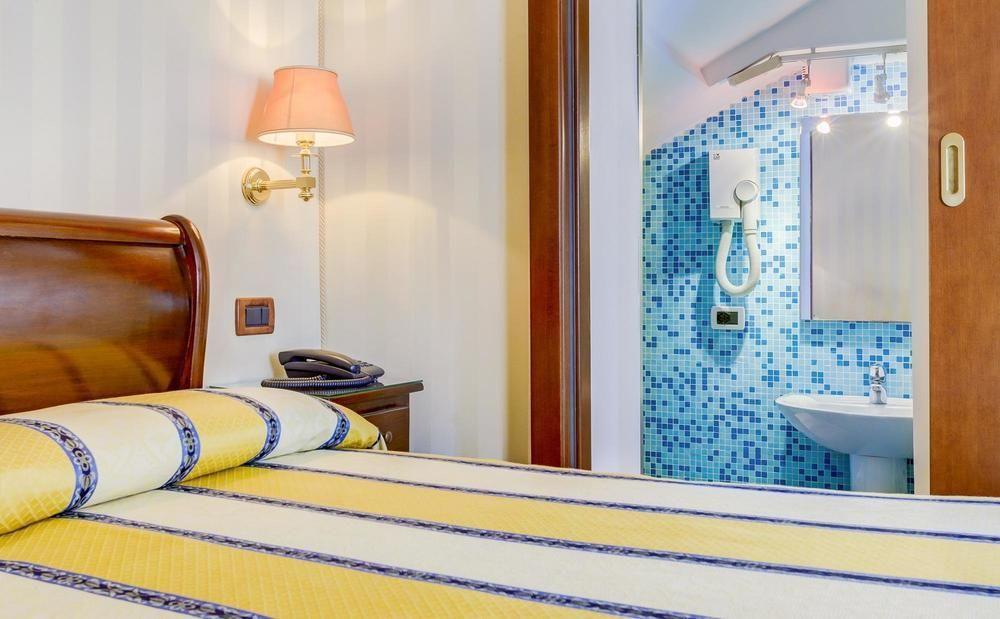 Hesperia Venice