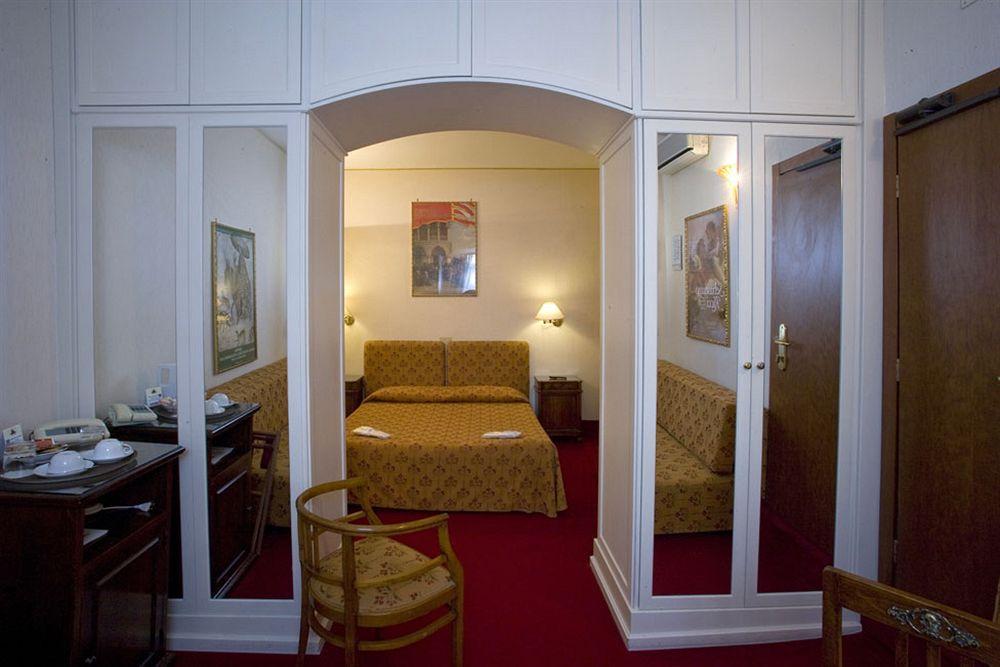 Hotel Agli Alboretti 3*