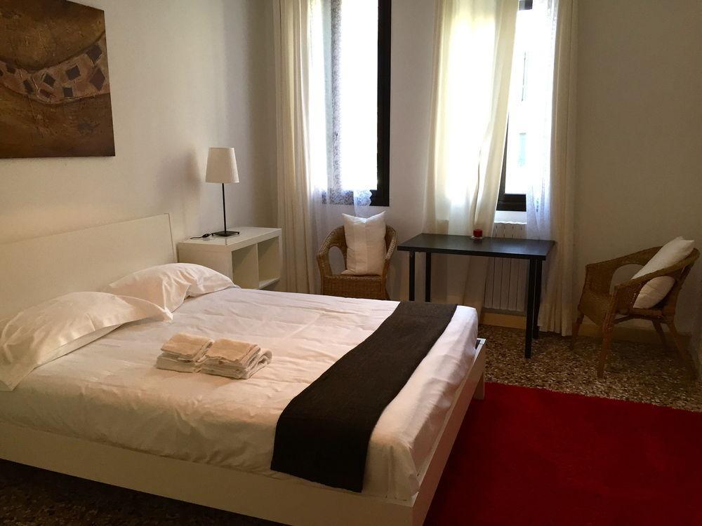 Venetian Experience Guest house 2*