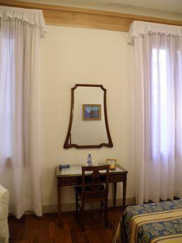 Fava 2* Venice