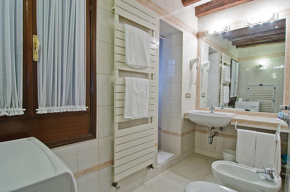 Sant'angelo - Fenice In Apartment