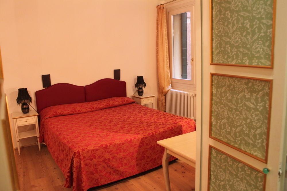 Sant'angelo - Fenice In Apartment Venice