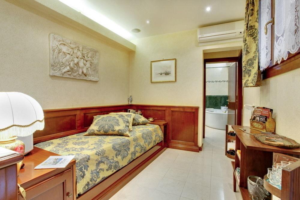 Regina Elena Apartamento Veneza
