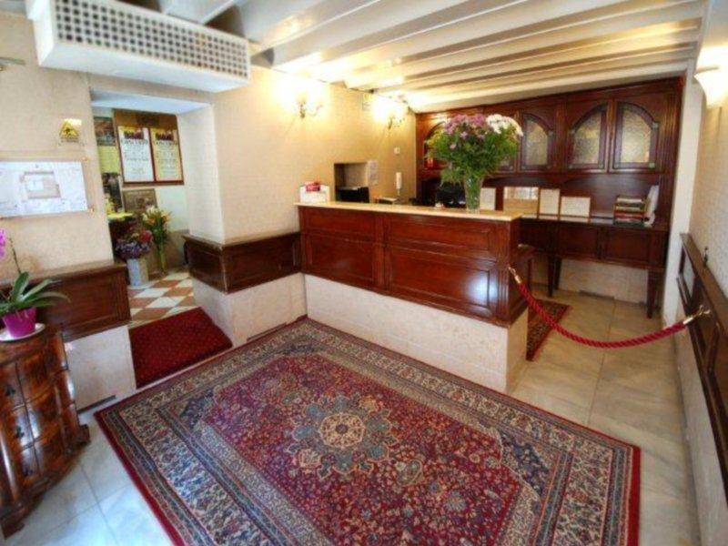 Guest house Residenza San Maurizio 3*