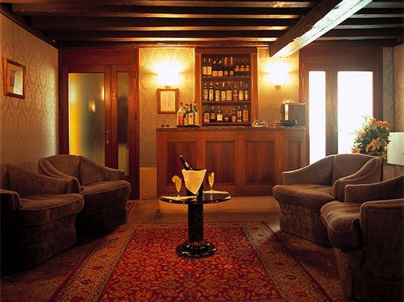 Hotel Pausania