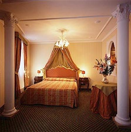 Kette 4* Veneza