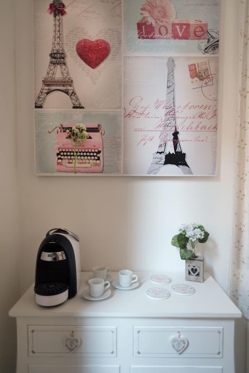 Apartment Biennale Bianco & Rosso *