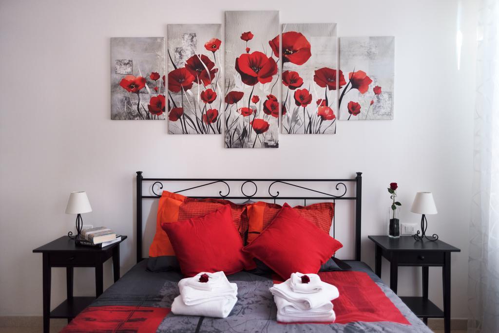 Biennale Bianco & Rosso Venice