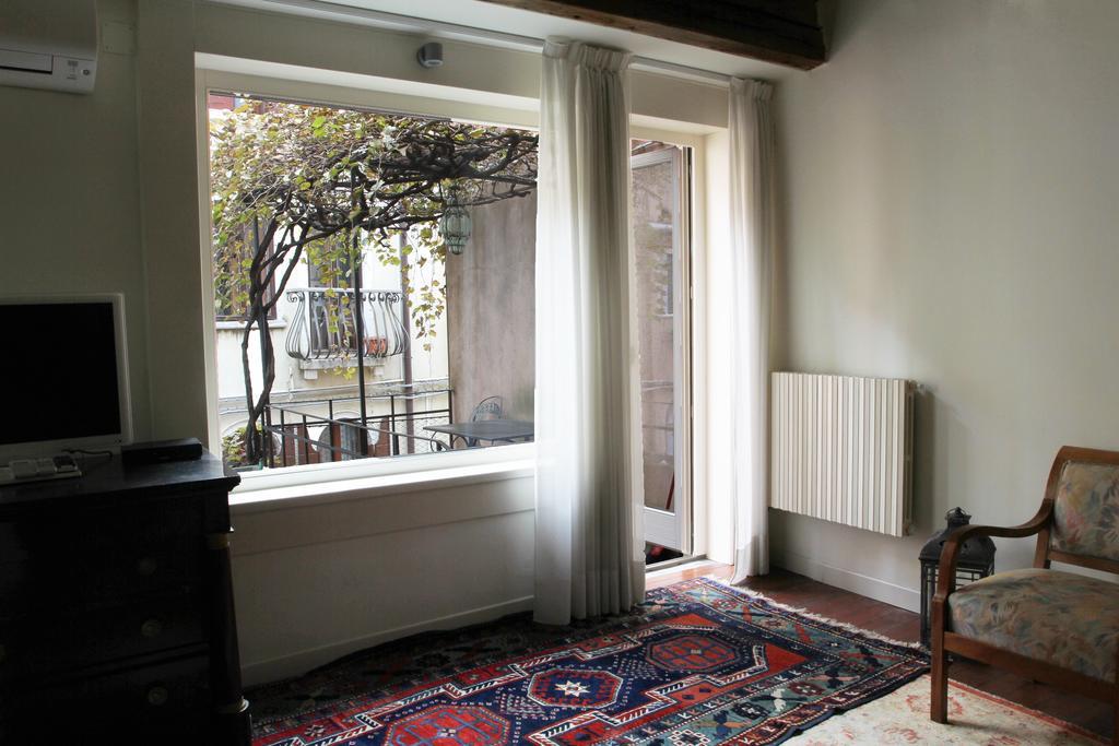 Sarai Venice