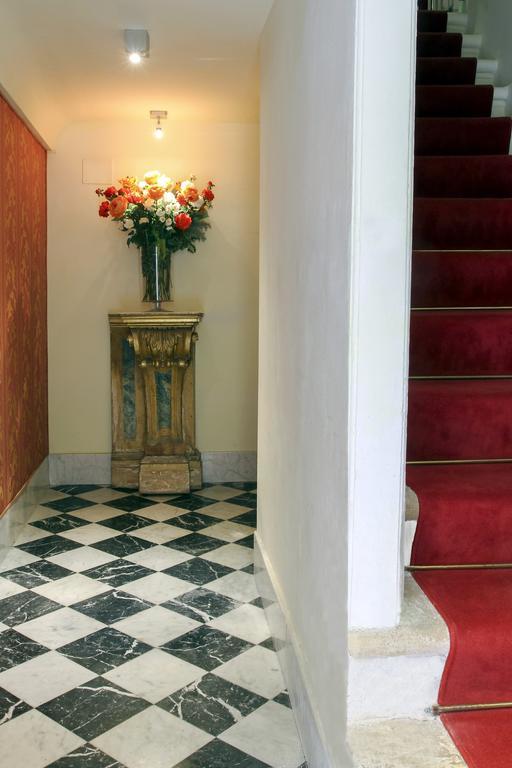 Sarai Apartment *