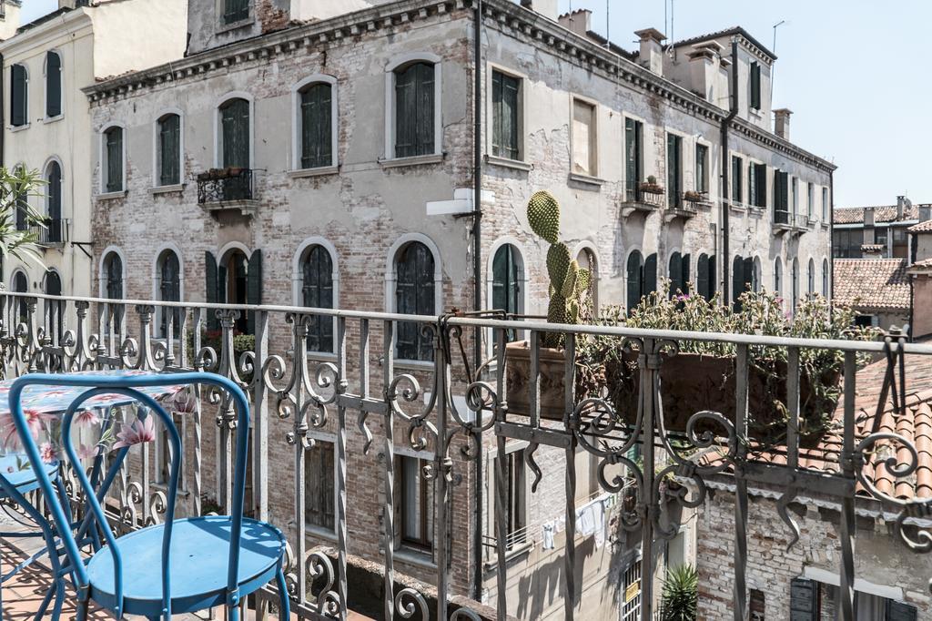 Three Terraces Apartment