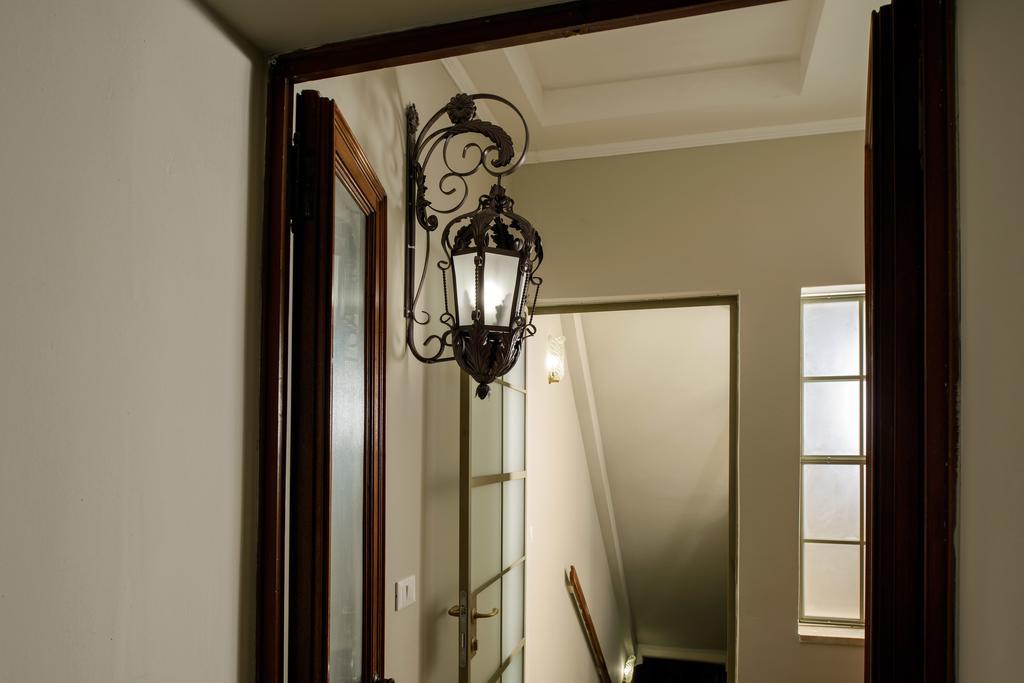 Joseph Apartment *