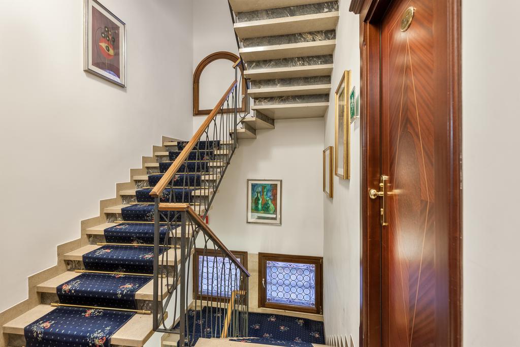 Hotel Montecarlo