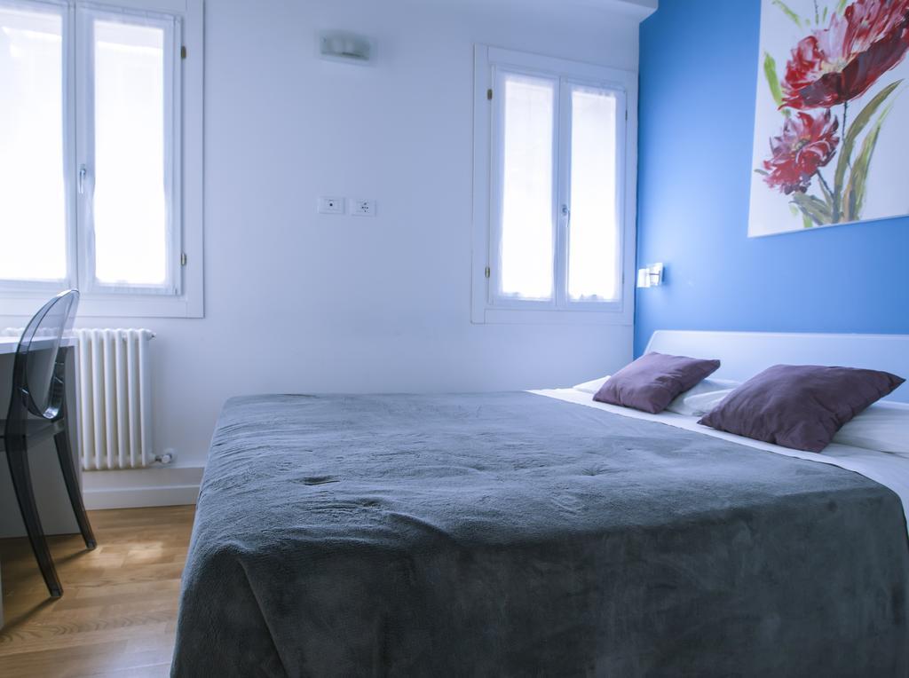 Apartment Arsenale Design Apartment R&R *
