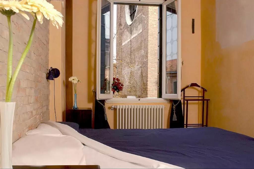 Ca Tornielli Apartment *