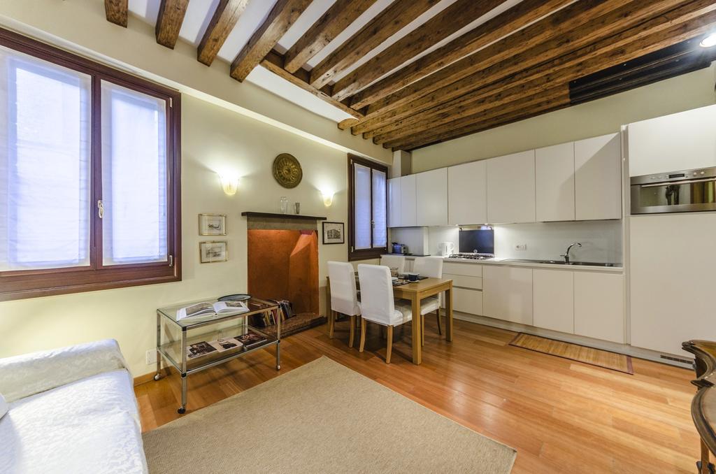 Apartment Cartier