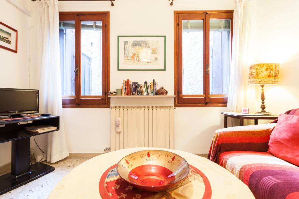 Campiello Chiesa, By Short Holidays Apartment Venice