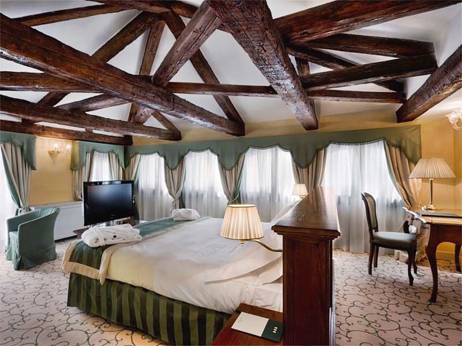 Maison | Esperienze 4*
