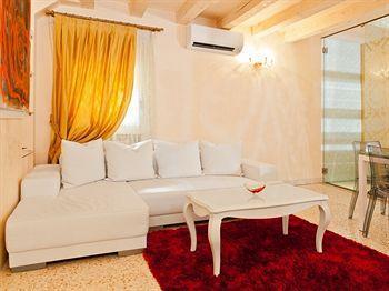 Dogi Apartamento Veneza